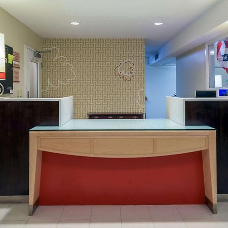 Mainstay Suites Hartford Meriden Exteriör bild