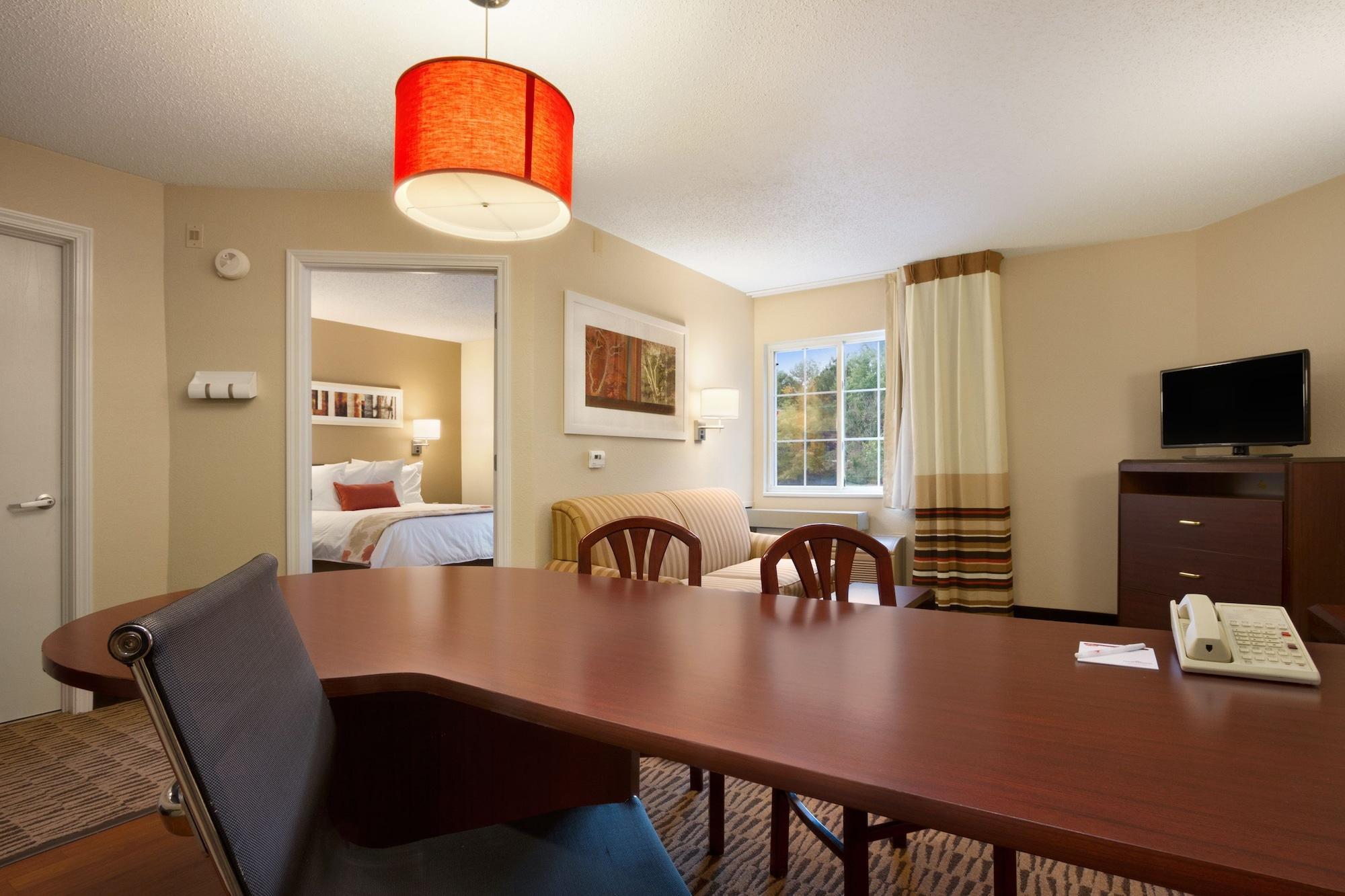 Mainstay Suites Hartford Meriden Exteriör bild